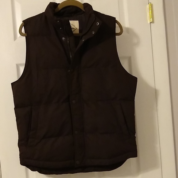 St. John's Bay Other - Men's vest  St.John's Bay size small brown